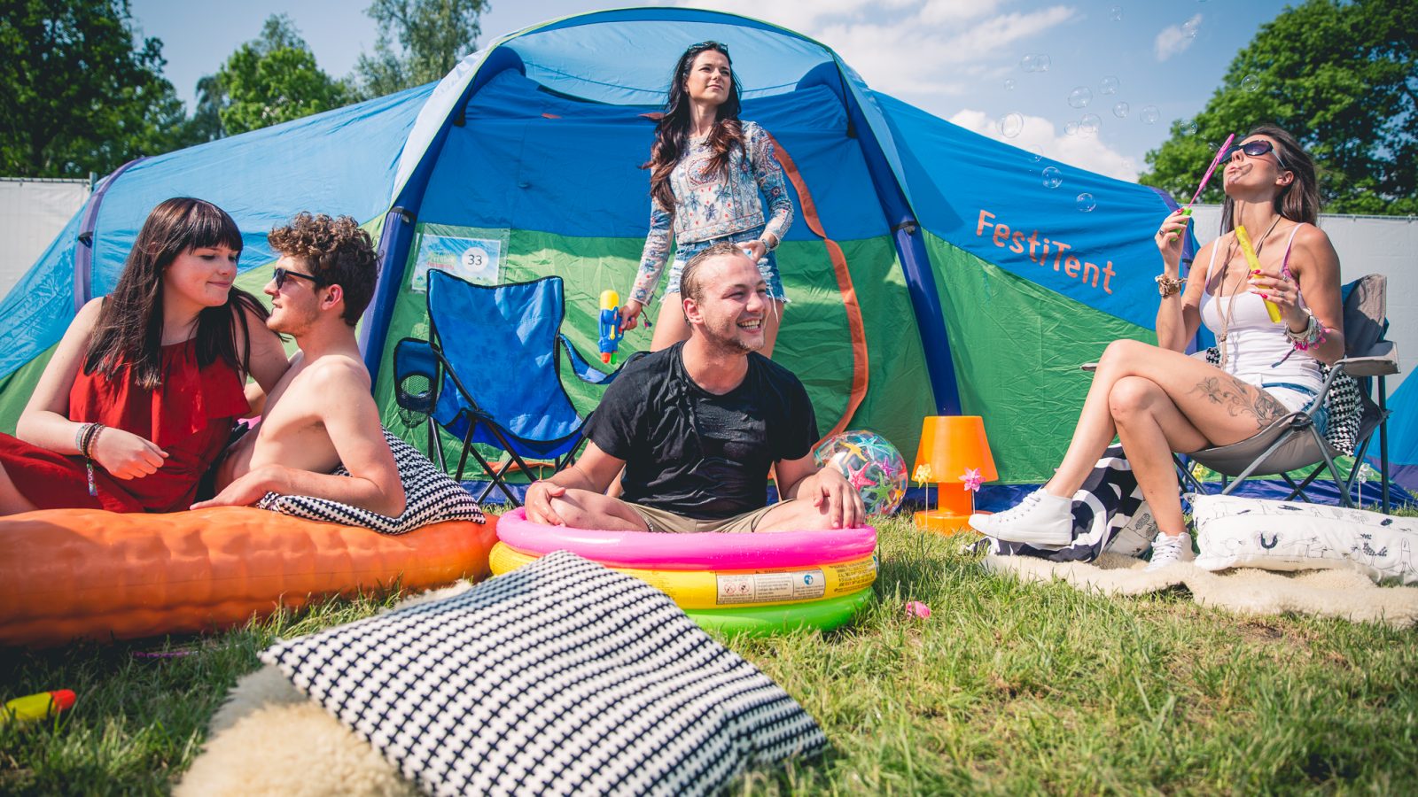 FestiTent op Camping B